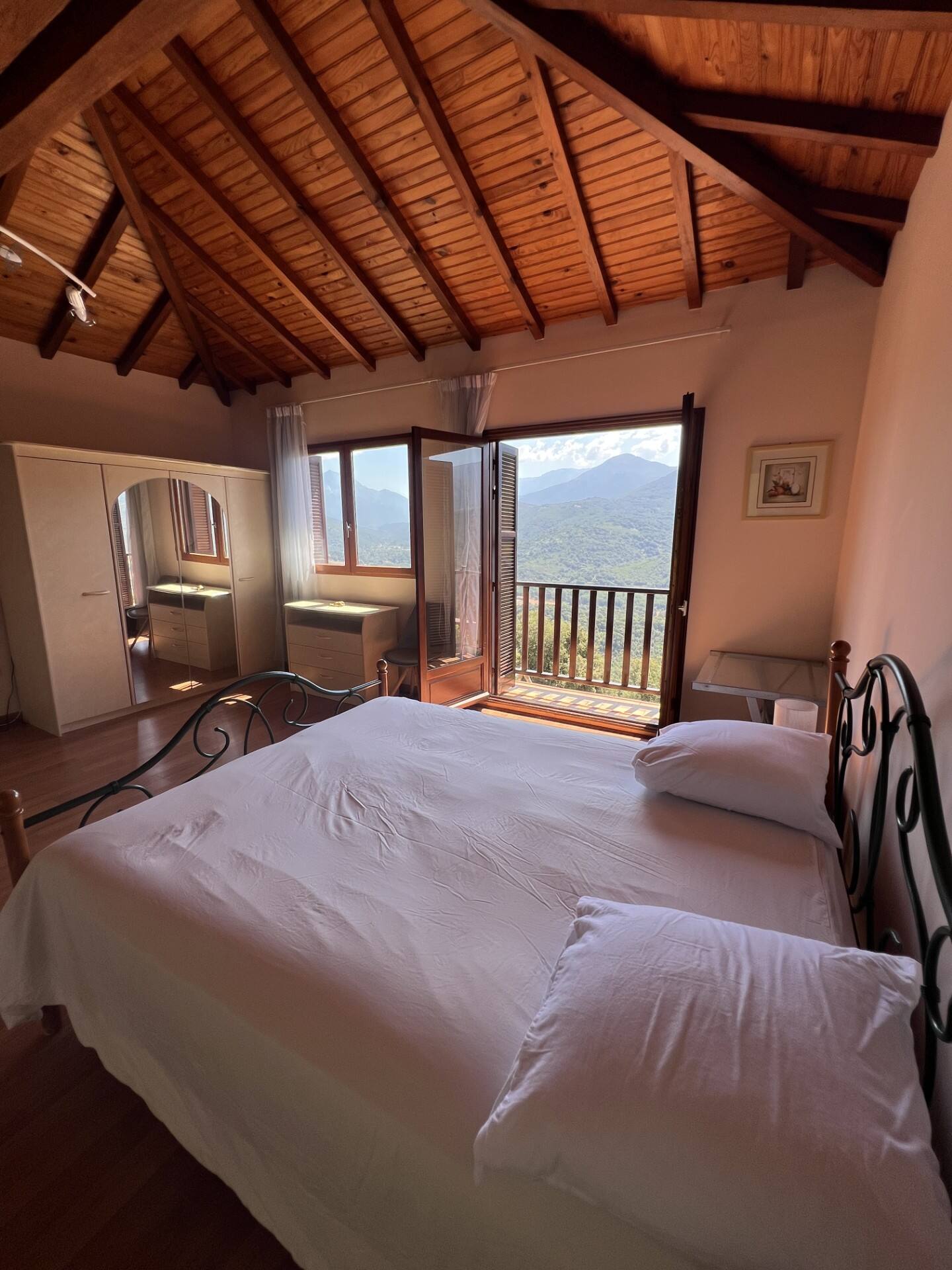 Chambre indépendante avec vue panoramique — Chambre