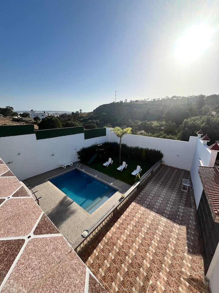 Luxury Villa With A Private Pool And Children Zone - Tanger