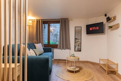 Top Airbnb: Stylish Boho Studio | Historic Center of Rouen à Rouen