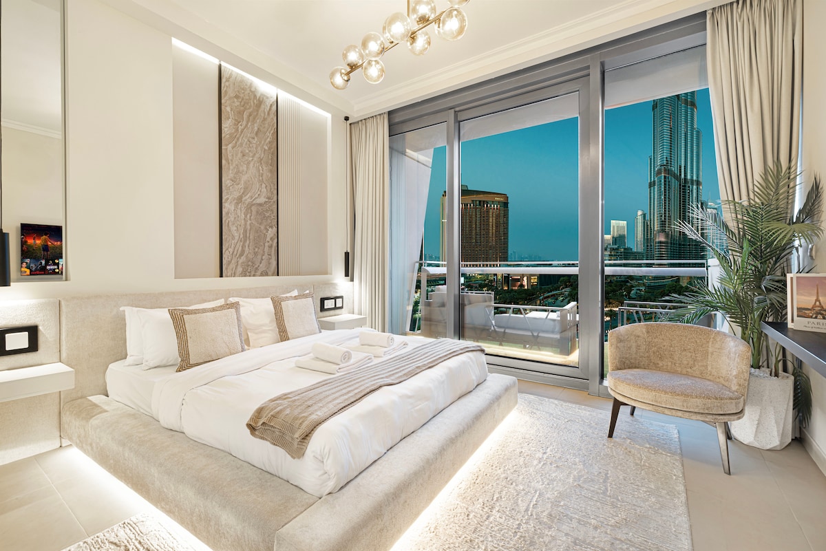 2 Bedroom Furnished Apartment | Burj Vista · VII 4