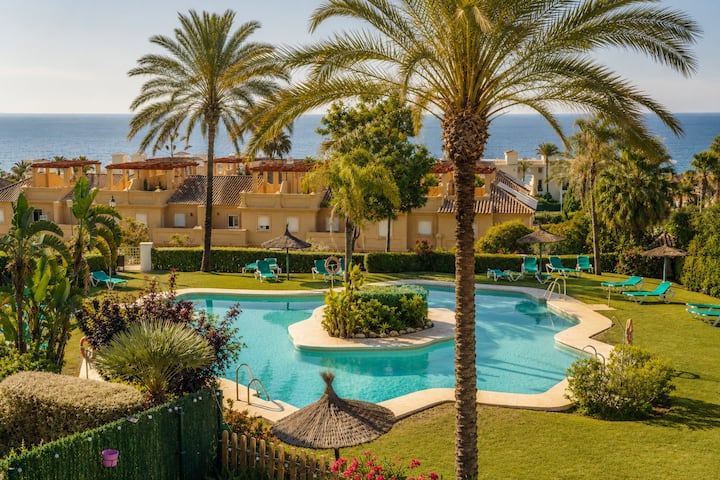 Modern Family Townhose With Panoramic View - Manilva