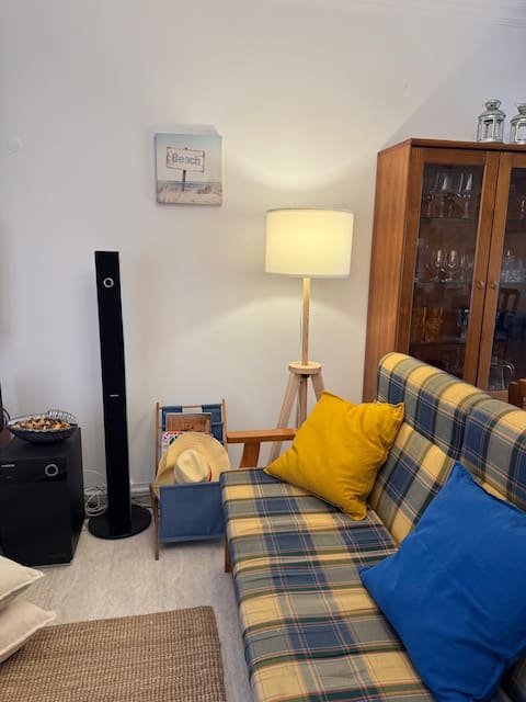 Top Airbnb: Casa da Marinha, a winter getaway by the sea em Sesimbra