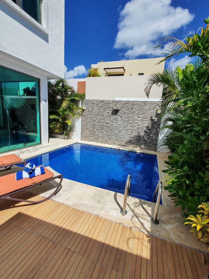 Casa Hermosa De Lujo Con Alberca - Cancún