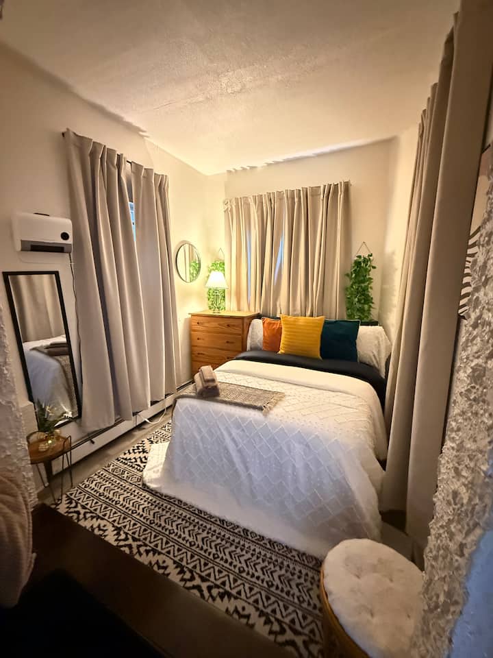 The War Room Suite - Baltimore