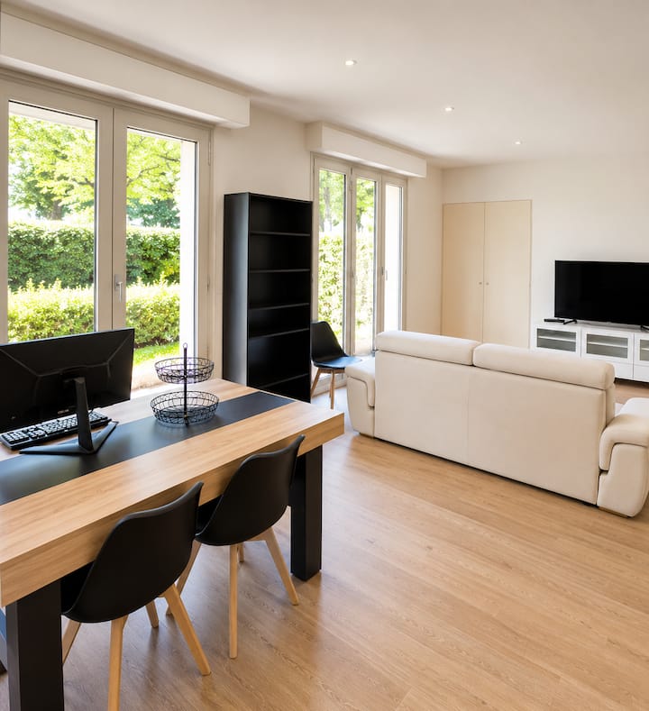 Terrasse Privative Face Au Bois De Boulogne - Neuilly-sur-Seine