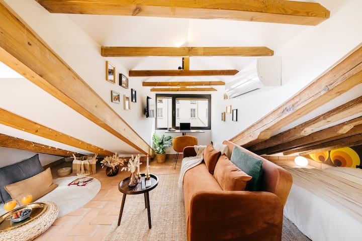 Encanto Vintage En El Corazón De Chueca - 1br 1bt - Madrid