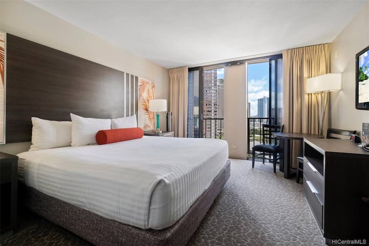 Aqua Palms - Studio Across Hilton Village - Lanikai Beach
