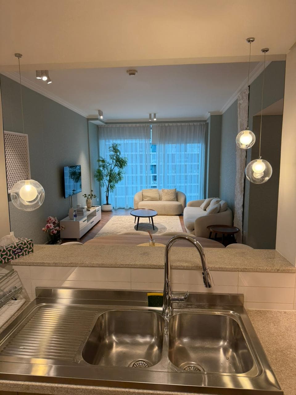 1 Bedroom Furnished Apartment with Burj Khalifa View · VI 2