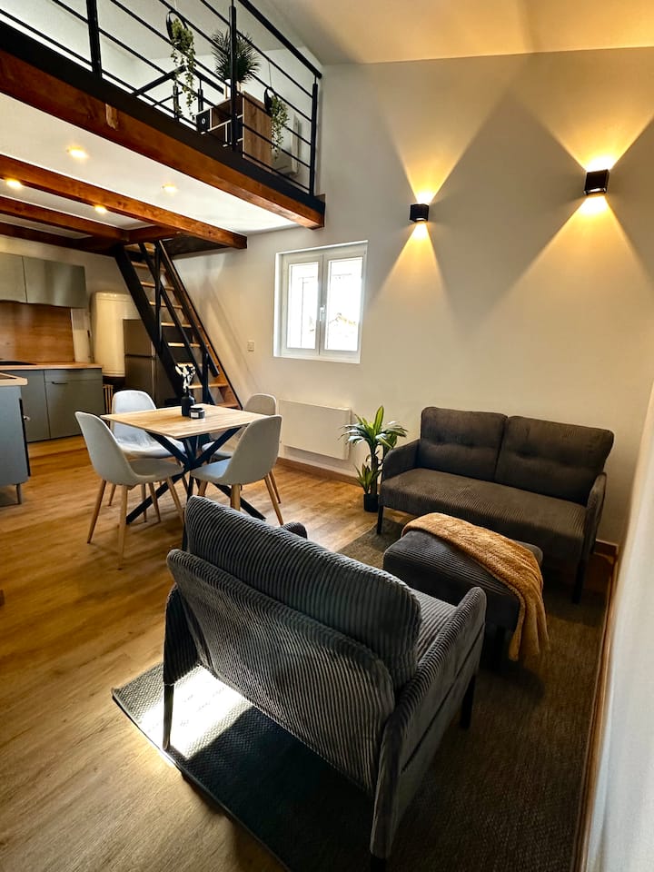 Loft Moderne Avec Mezzanine - Cuers