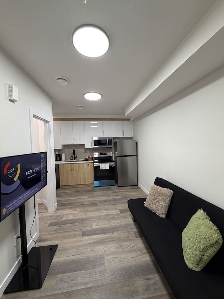 Cozy 2br Suite Near Nait | Wi-fi + Kitchen - MacEwan University