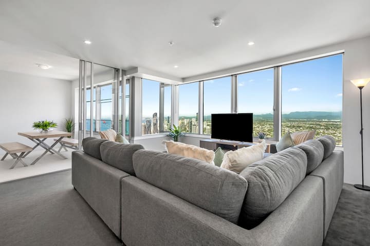 Elevé At Q1 - Spectacular Beach + Hinterland Views - Gold Coast