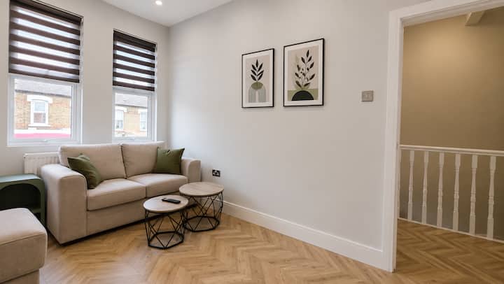 Classy London Tottenham Long Stay - London