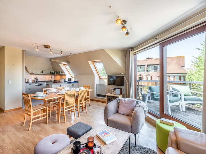 Appartement Duplex Spacieux Avec Terrasse. - De Panne
