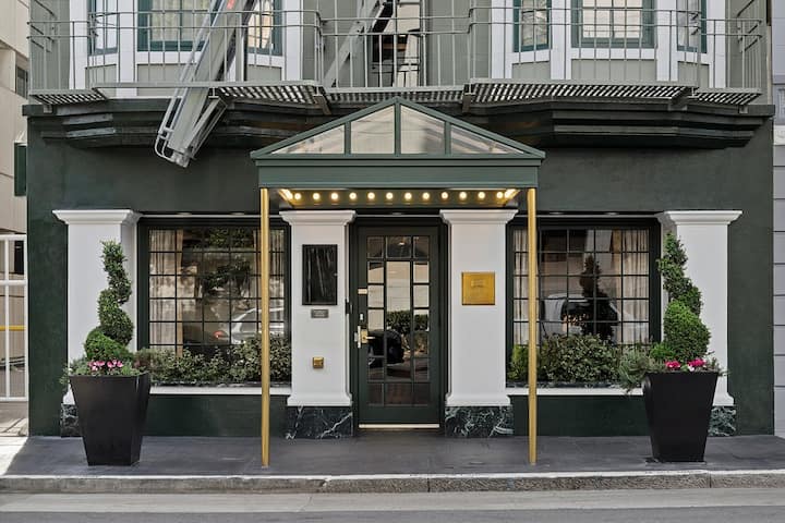 Cozy Stay Near City Hall - San Francisco, CA
