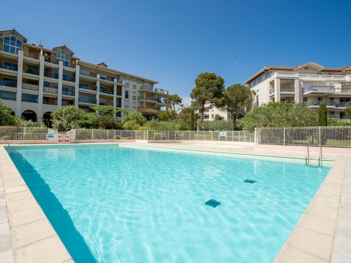 Le Grand Parc By Interhome - Fréjus