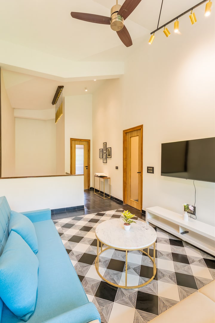 Living room image 9