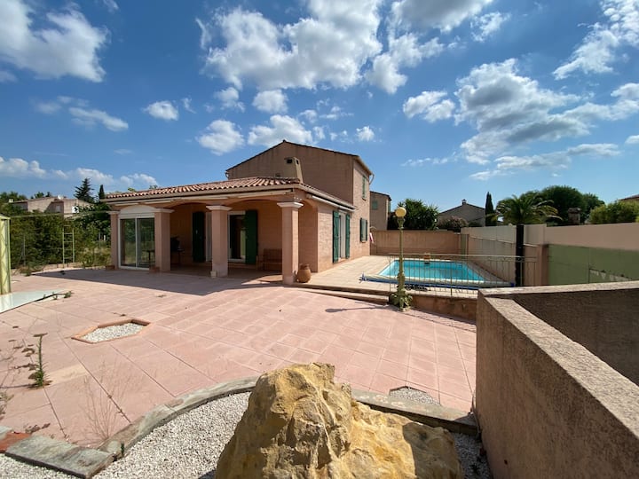 Maison Avec Piscine - La Farlède