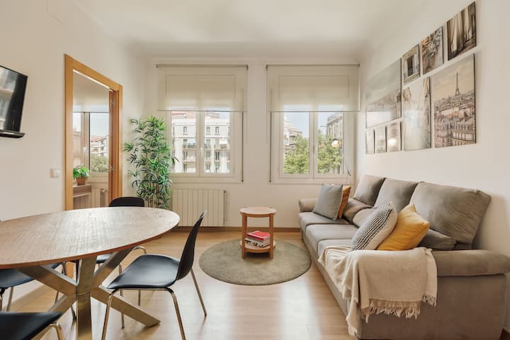 Paz 2 - Bright And Cozy Apartment Near Sagrada Fam - Barcelone