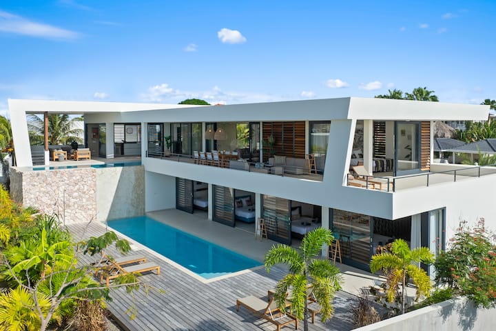 Villa Riva Met Twee Privézwembaden - Curaçao