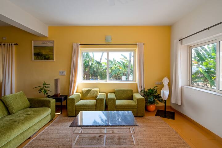 Living room image 1