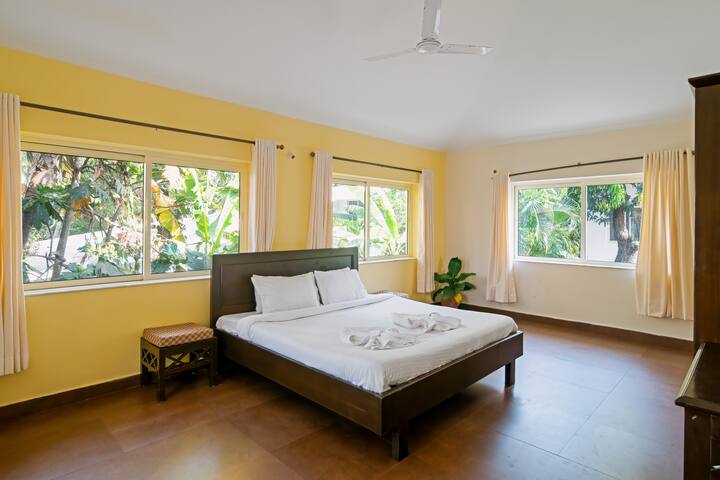 Bedroom 4 image 1