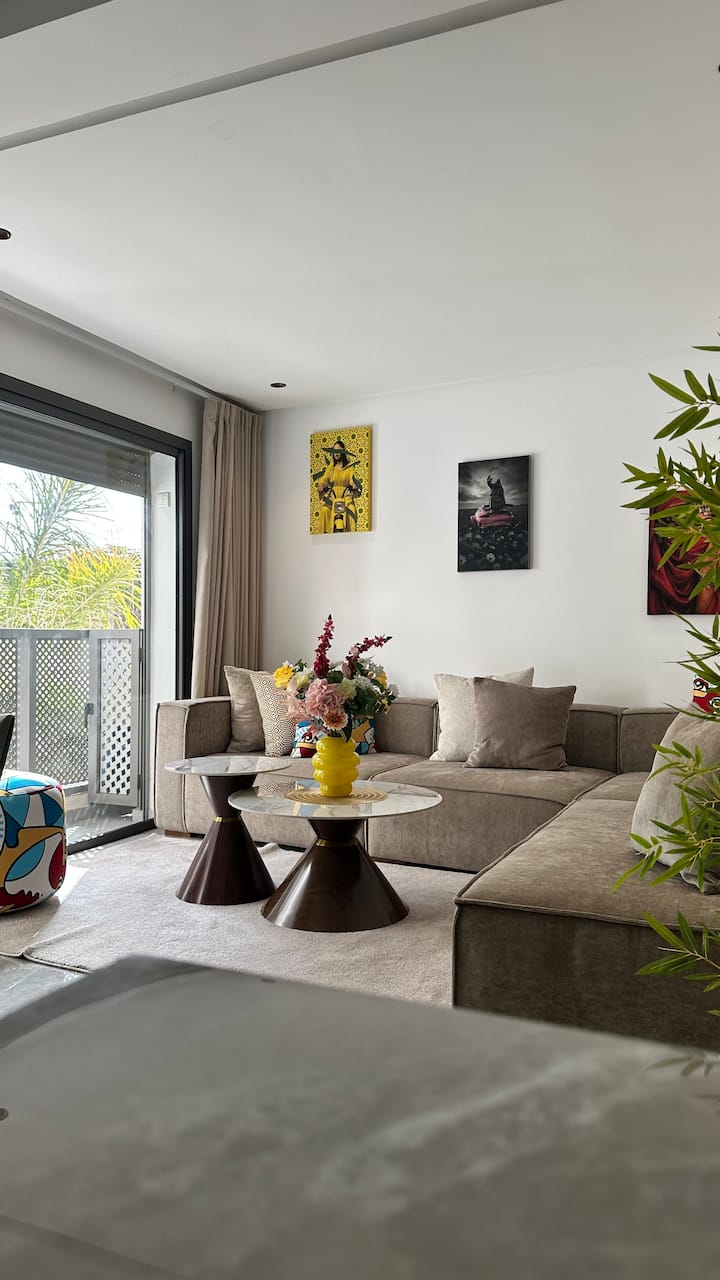 Luxury Studio In Cfc | 2 Pools, Gym & Parking - Casablanca