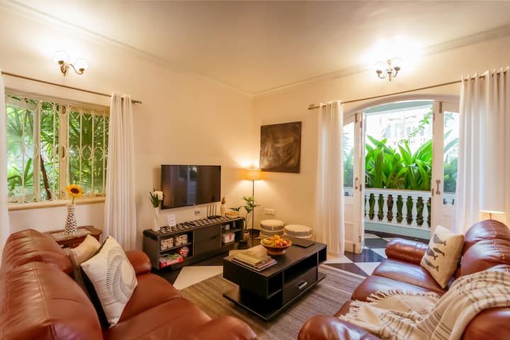 Living room image 1