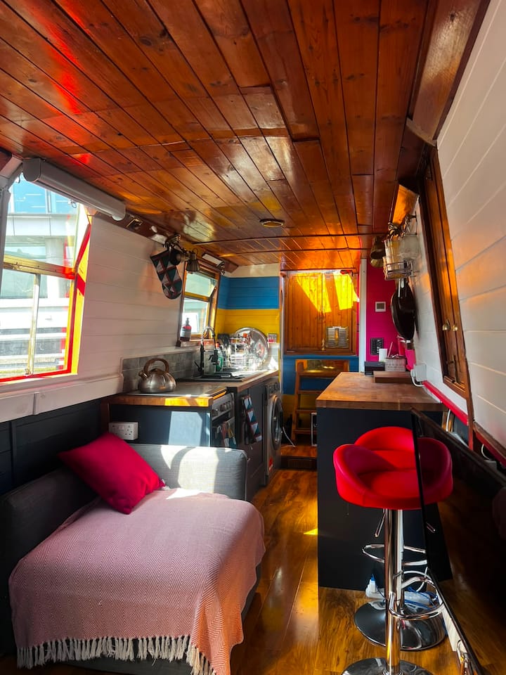 Beautiful Houseboat Stay In London. - Londres