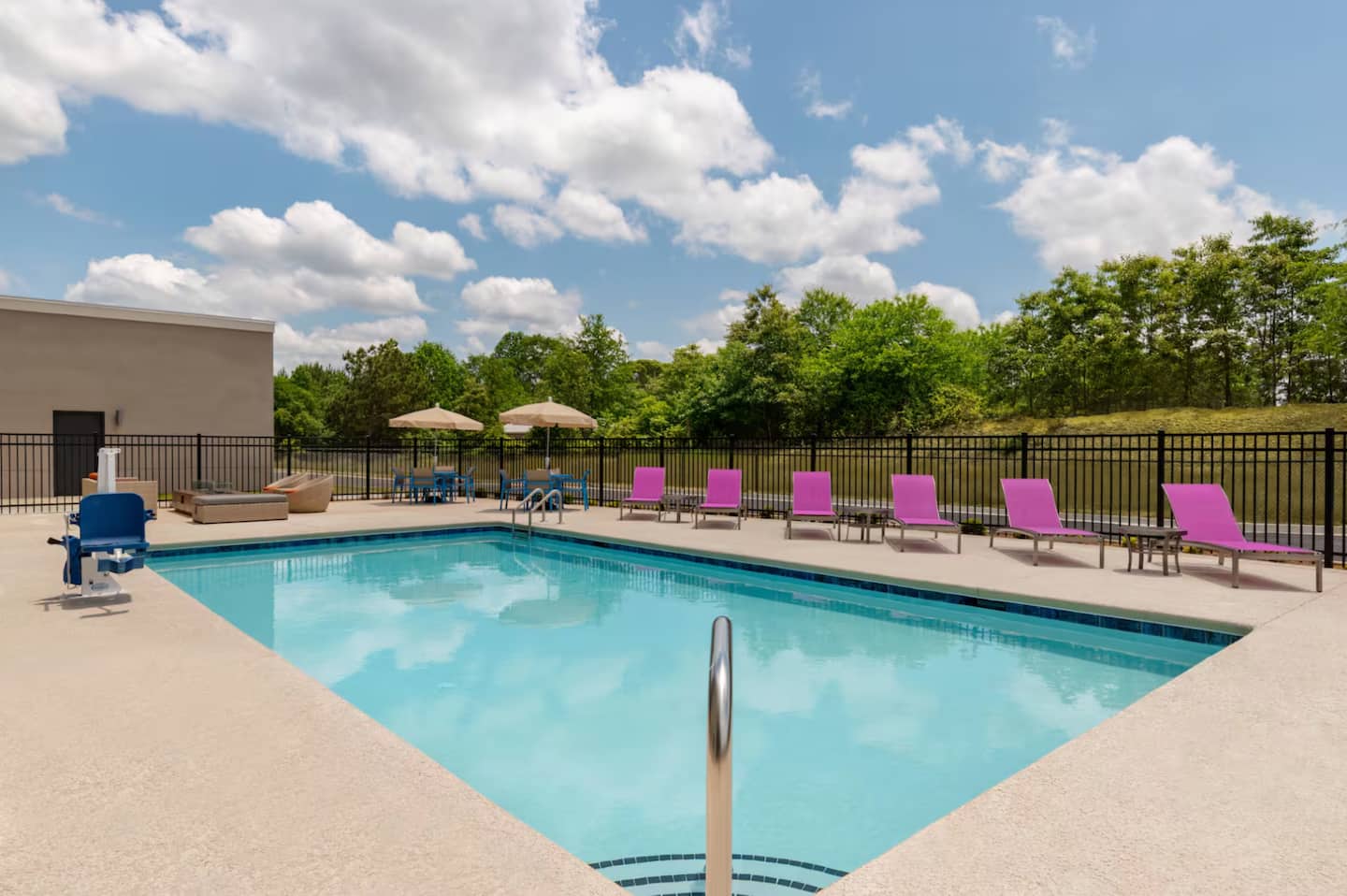 La Quinta Braselton | 2 Queen | Mall of Georgia
