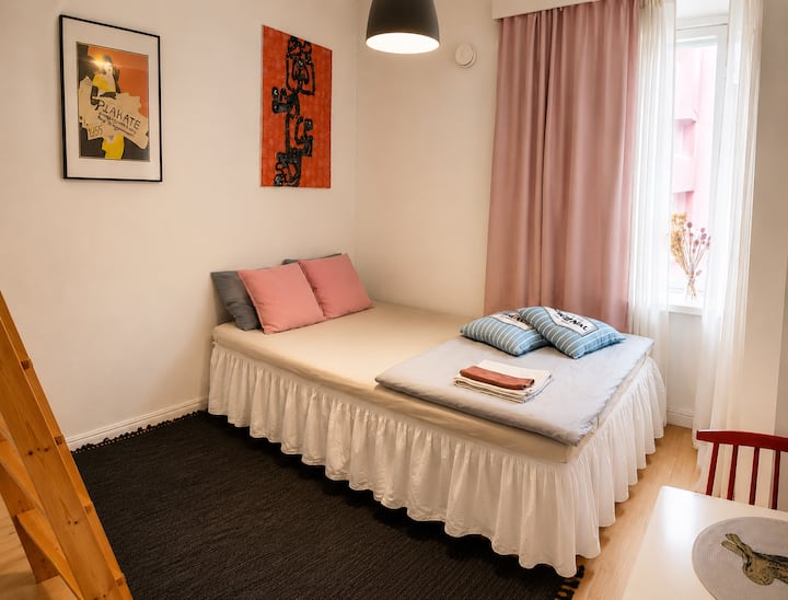 Cozy Studio In Kallio | Walk To City Center - Helsinki