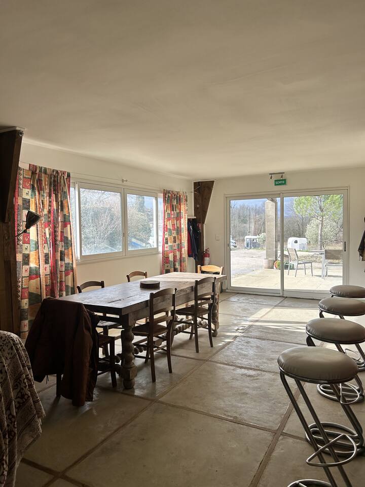Gîte Au Cœur D'un Centre éQuestre - 10 Personnes - Grospierres