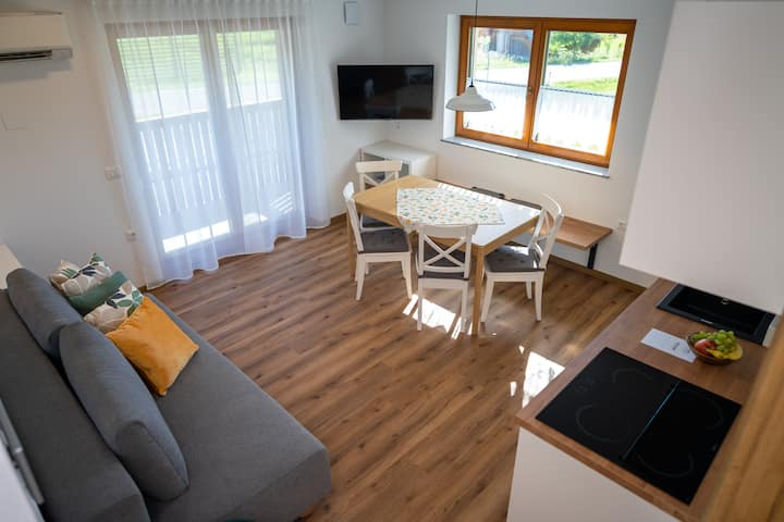 Start Point App - 2br I Balcony + Triglav View - Bled