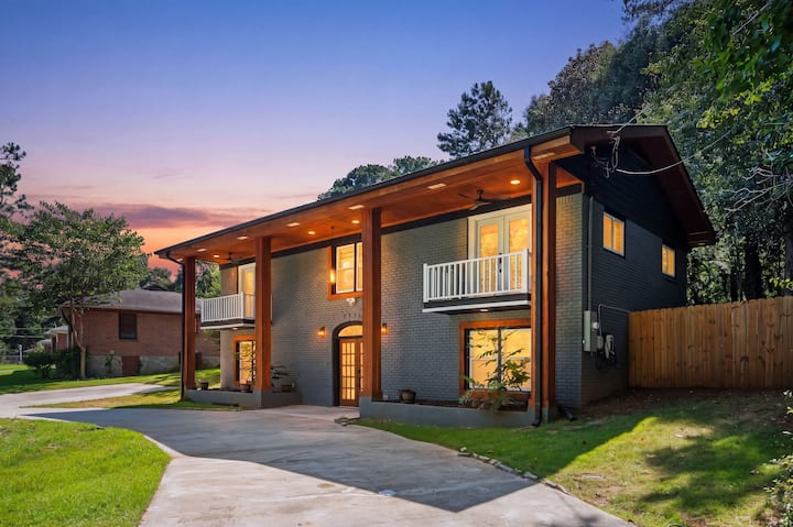 New! Pickleball & Game Retreat | Fire Pit - Stone Mountain, GA