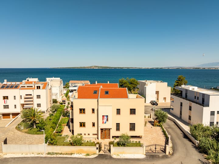 Apartment Dionis 01 - By Ta Leut Agency - Privlaka
