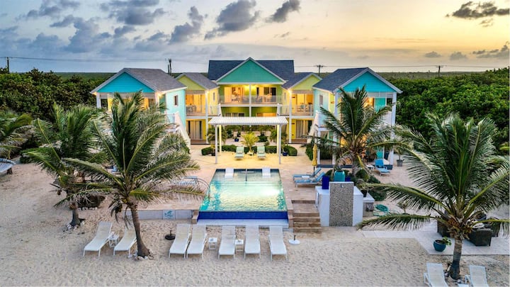 The Cottages Collection - 10+ Oceanfront Suites - ケイマン諸島
