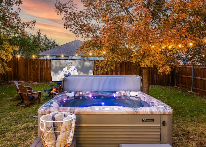 Rustic Style Home, Hot Tub, 7 Miles From Universal - McKinney