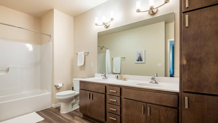 Landing | Incredible 1bd In Steelpointe Harbor - 브리지포트