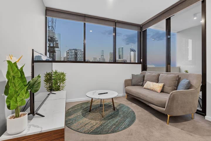 City View 1br W/ Pool, Parking & Gym ~ Walk To Cbd - Brisbane
