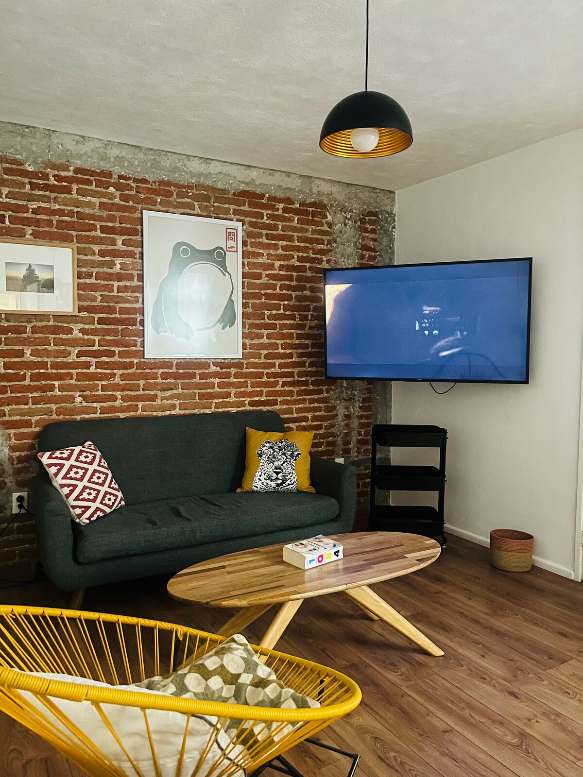 Top performing Airbnb: Clean & cozy condo, near Condesa, fast internet in Escandón 1ª Sección