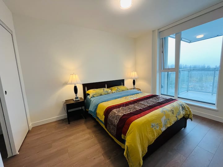 G07 Metrotown Entire Unit 1b1b - 버너비