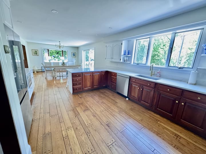 The Teak House - Little Compton, RI