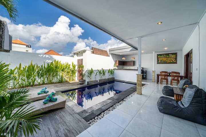 Villa Gede - 2br Villa Private Pool In Seminyak - Seminyak