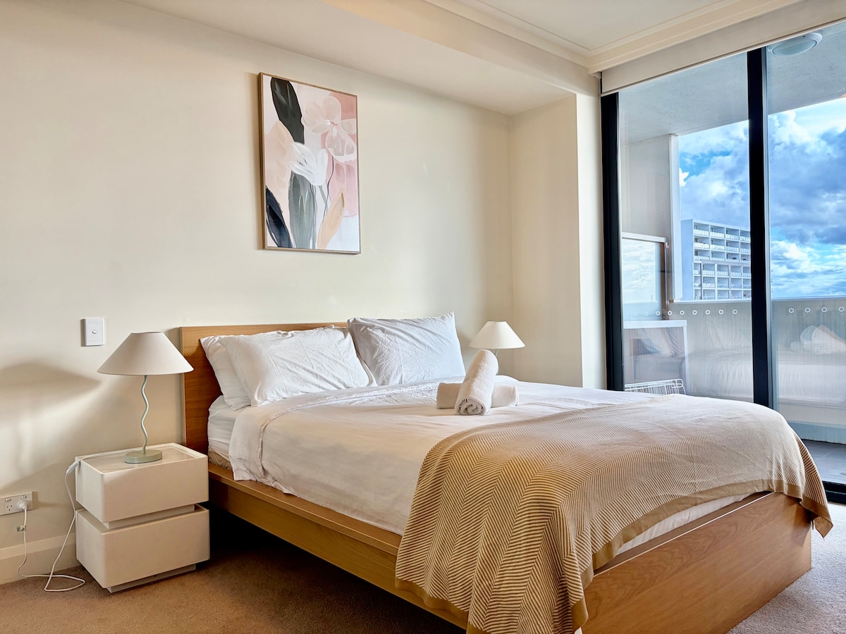 Modern Rhodes Apt