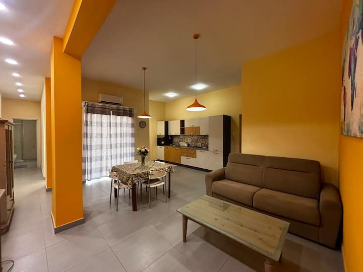 Nannis House, Stylish Apartment Steps From Station - Sant'Agnello