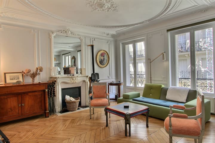 Guest favorite listing in Paris