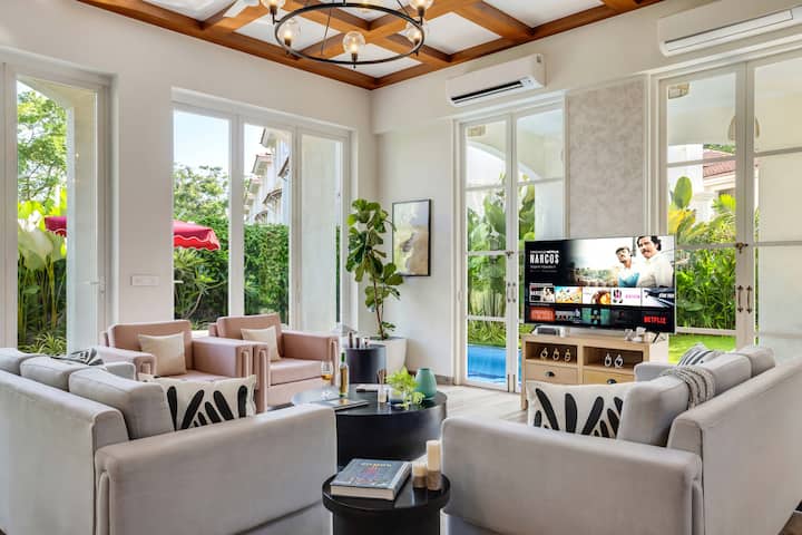 Living room image 1