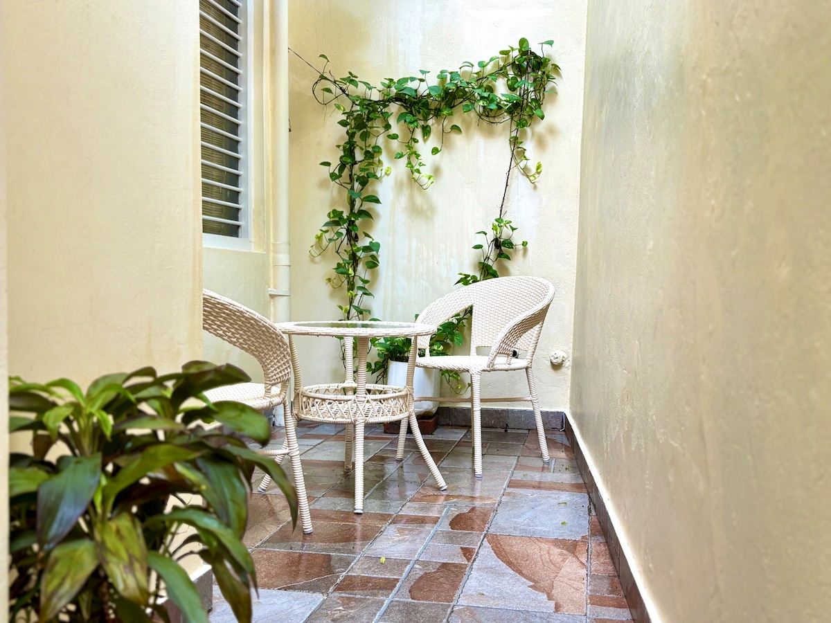 Place to stay in Varanasi