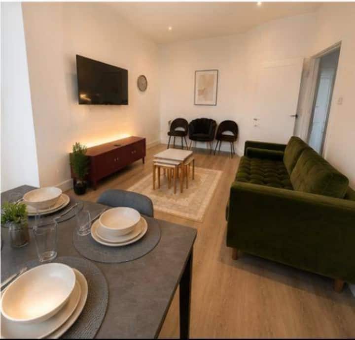 Cosy 4 Bedroom House In Manchester - Manchester