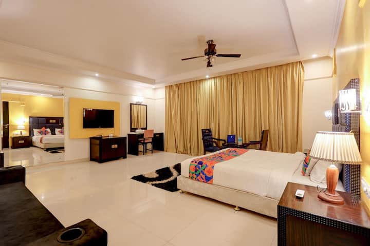 Bedroom 8 image 1