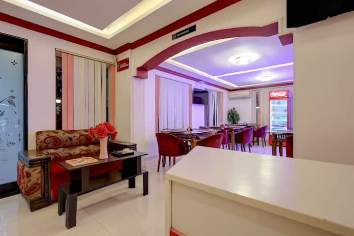 Living room image 1
